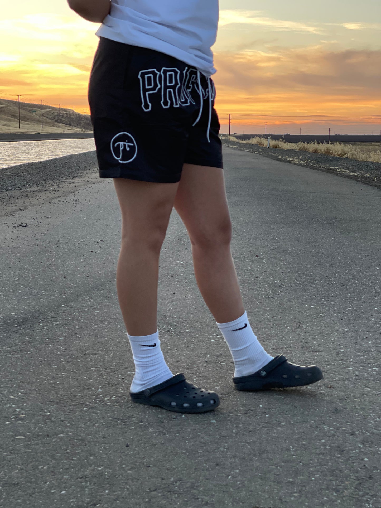 “P” Shorts (Black/White)